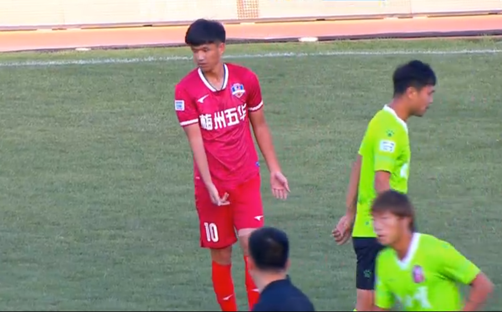  尤文图斯客场不敌升班马爆冷  